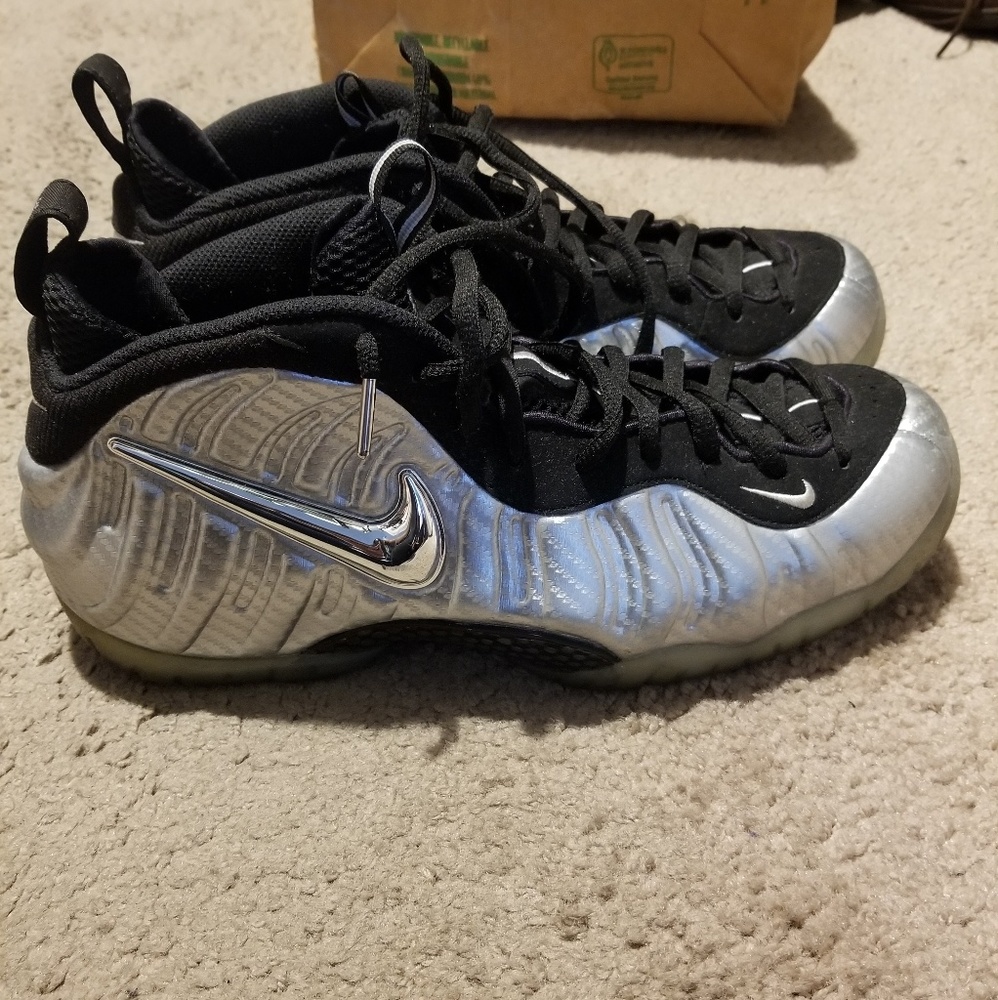 Air Foamposite Pro ‘Silver Surfer’
